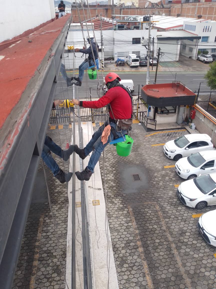 Lavado de vidrios 